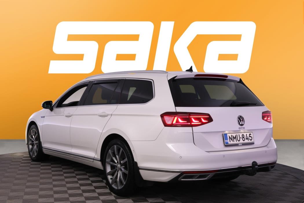 VOLKSWAGEN Passat 2021