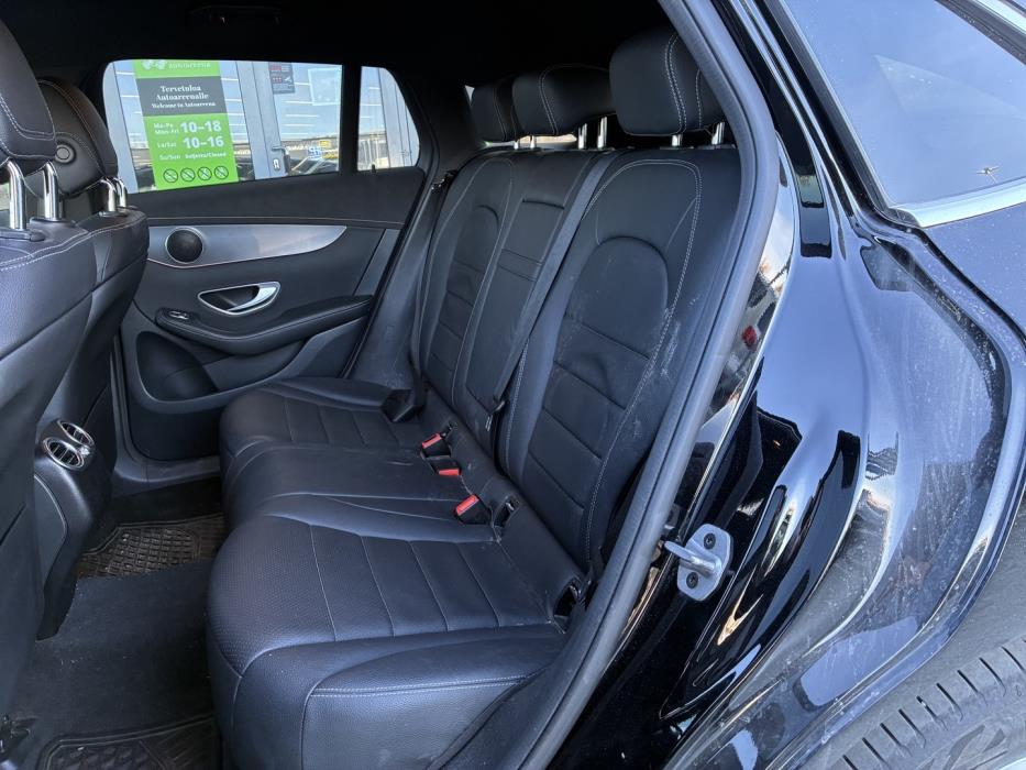 MERCEDES-BENZ EQC 2022