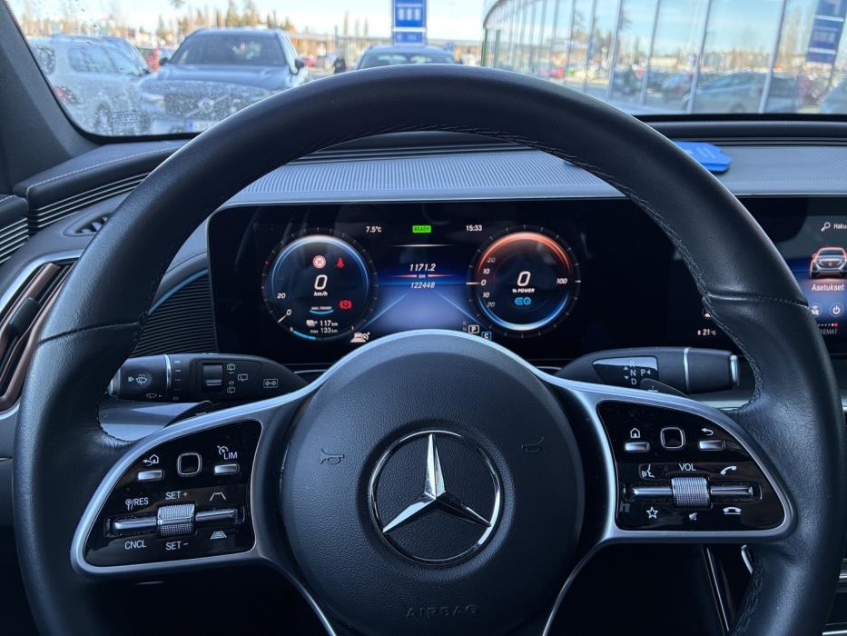 MERCEDES-BENZ EQC 2022