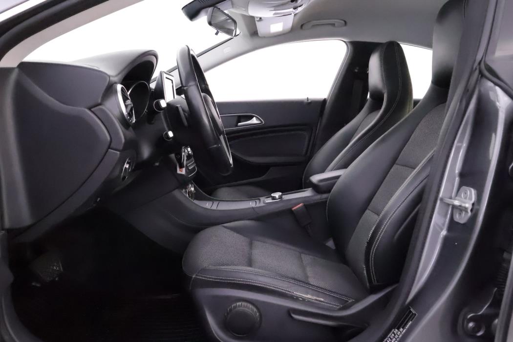 MERCEDES-BENZ CLA 2014
