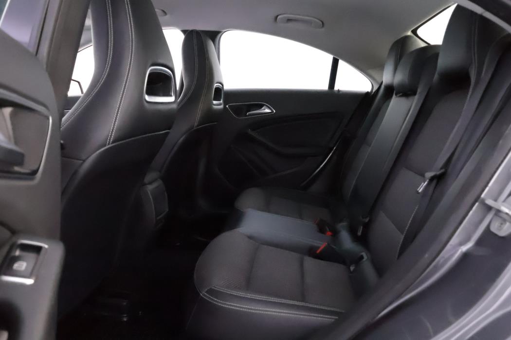 MERCEDES-BENZ CLA 2014