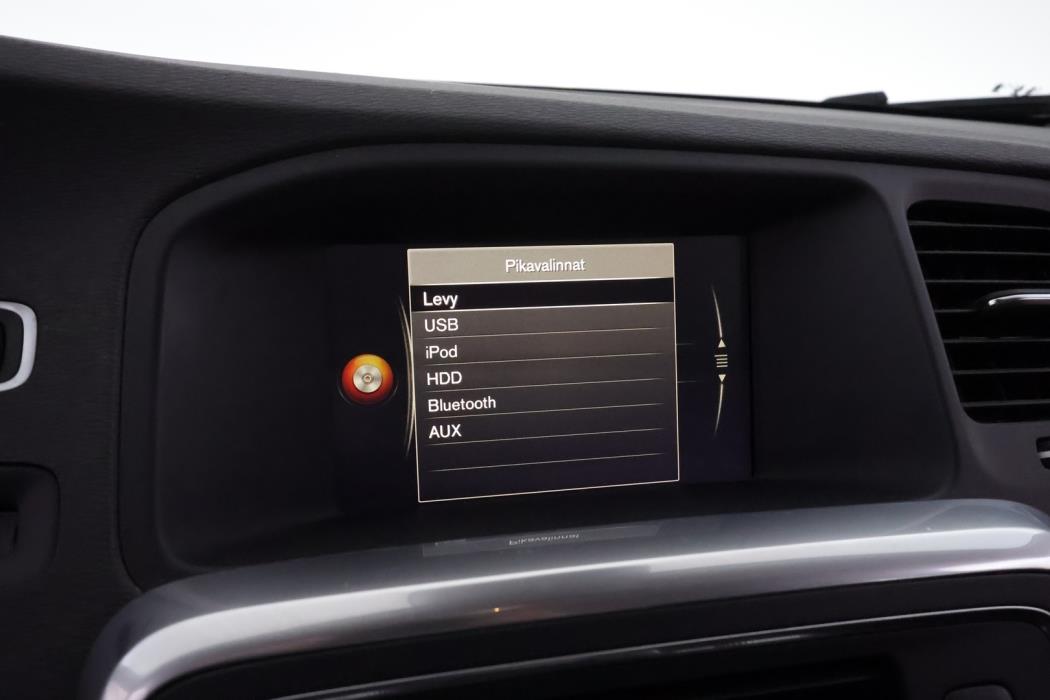 VOLVO V60 Cross Country 2017