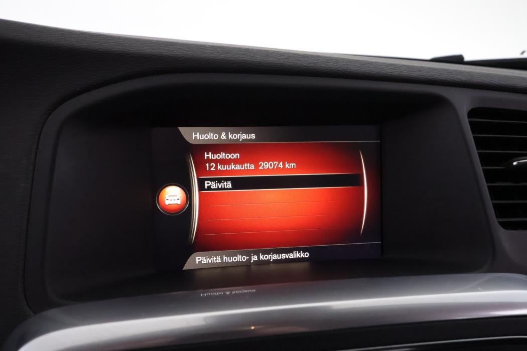 VOLVO V60 Cross Country 2017