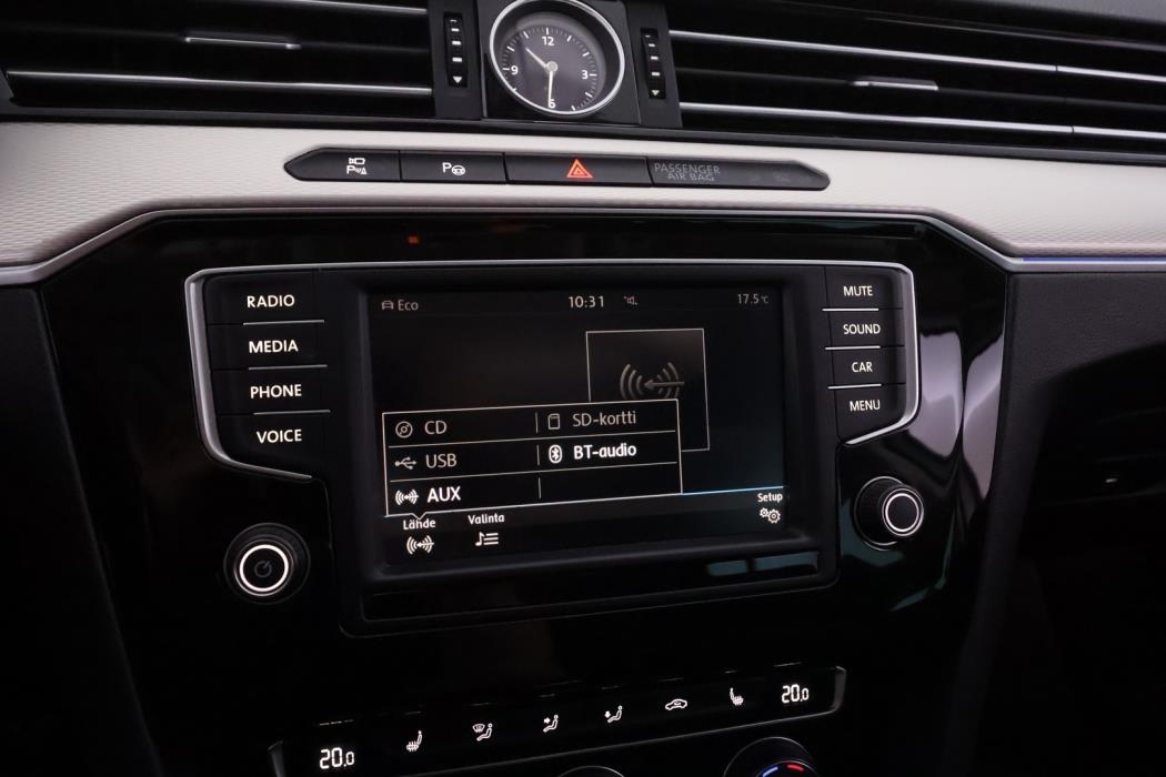 VOLKSWAGEN Passat 2017