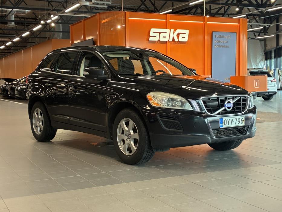 VOLVO XC60 2011