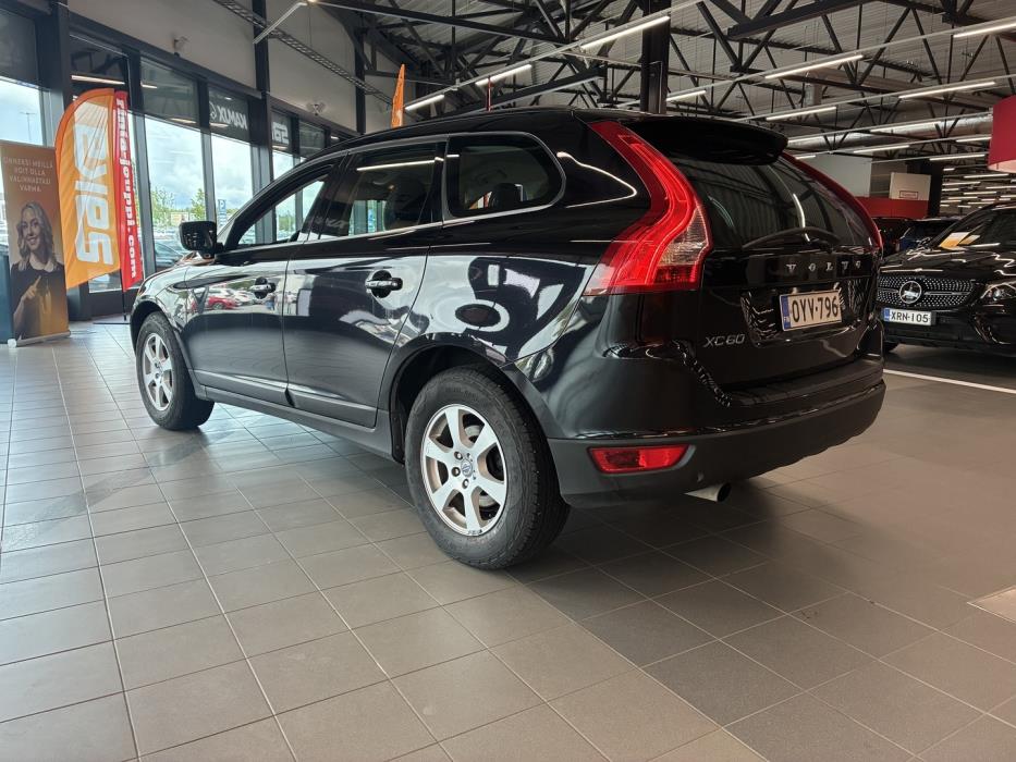 VOLVO XC60 2011