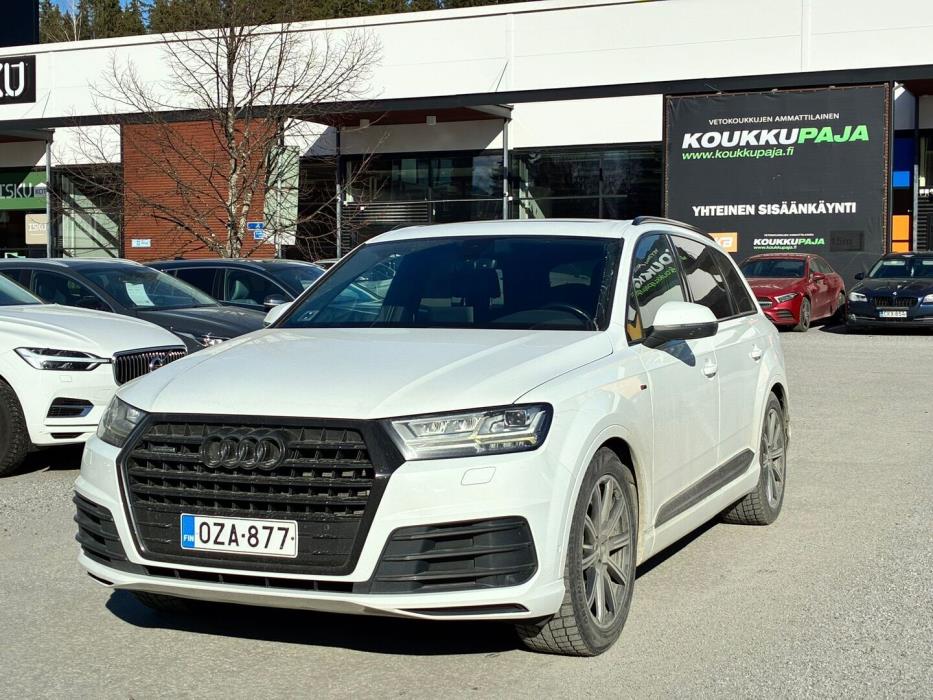 AUDI Q7 2016