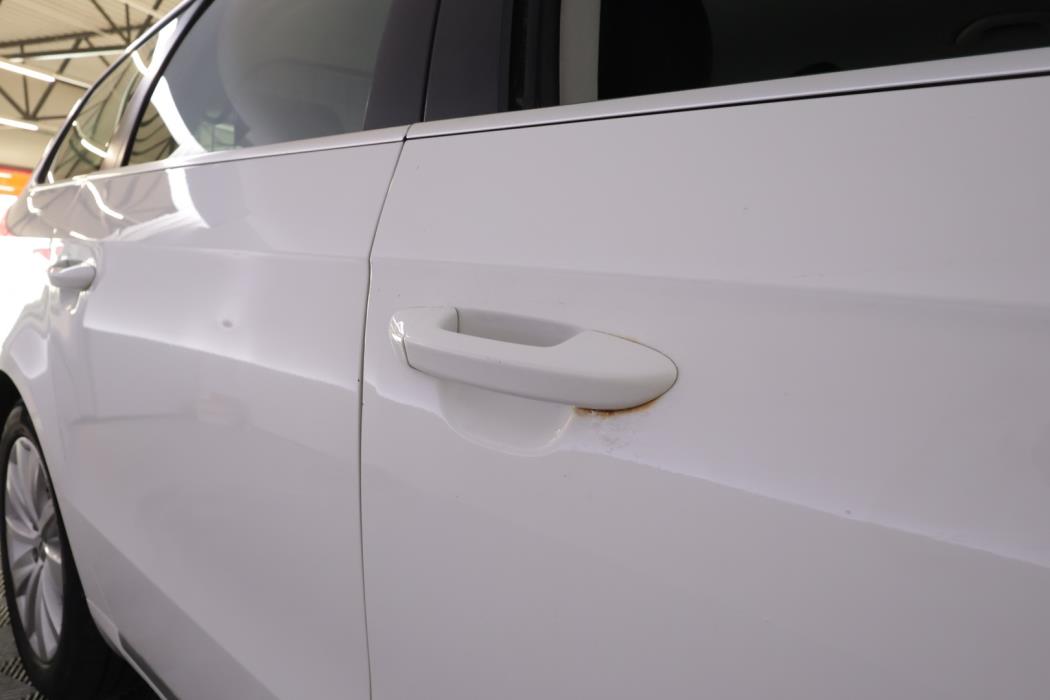 VOLKSWAGEN Passat 2014