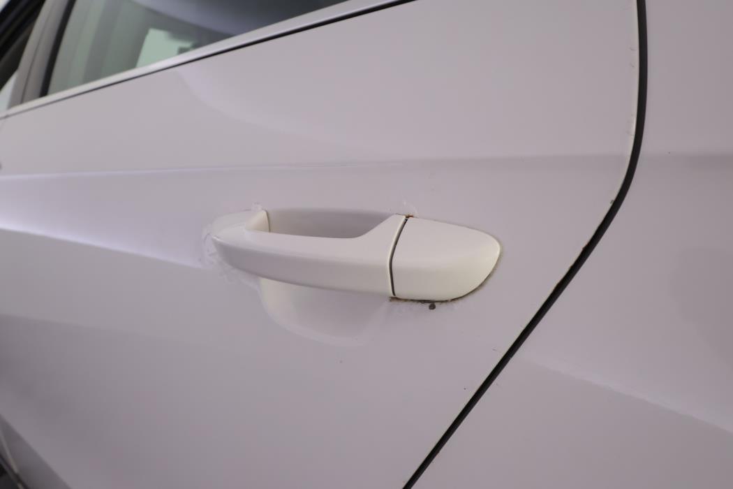 VOLKSWAGEN Passat 2014