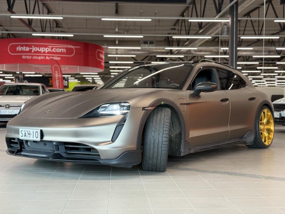 PORSCHE Taycan 2022