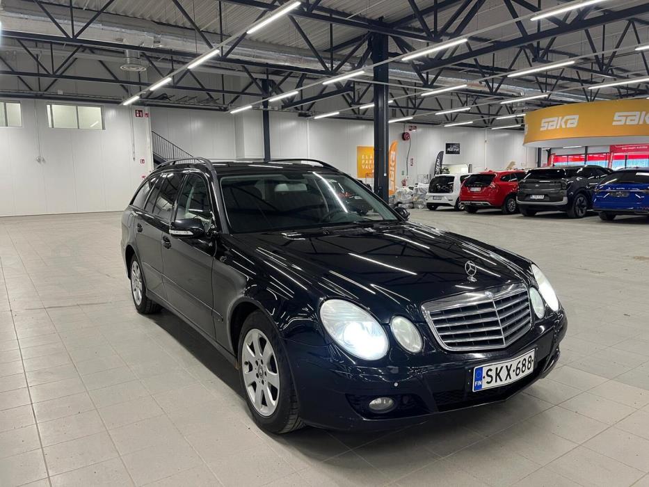 MERCEDES-BENZ E 2009