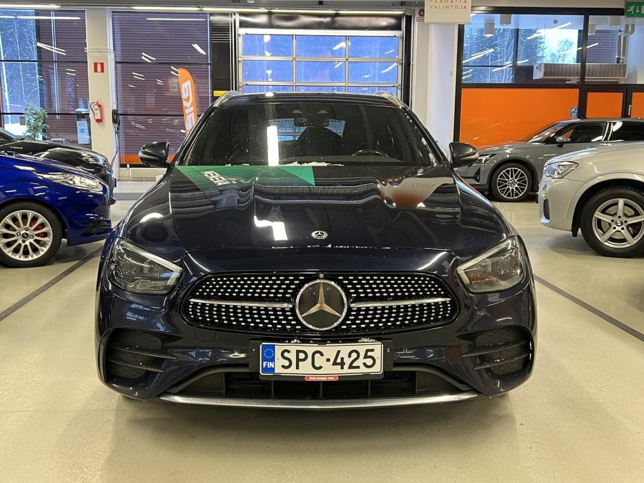 MERCEDES-BENZ E 2021