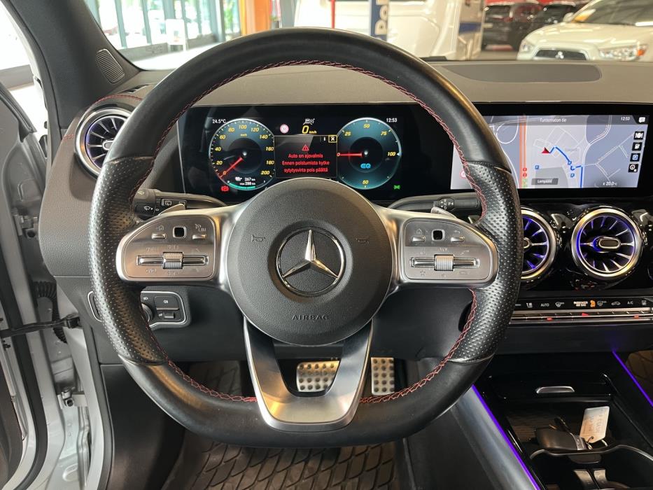 MERCEDES-BENZ EQA 2022