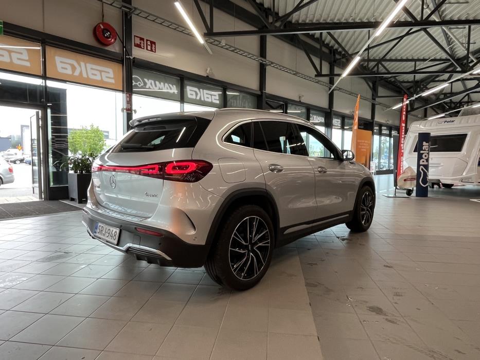 MERCEDES-BENZ EQA 2022