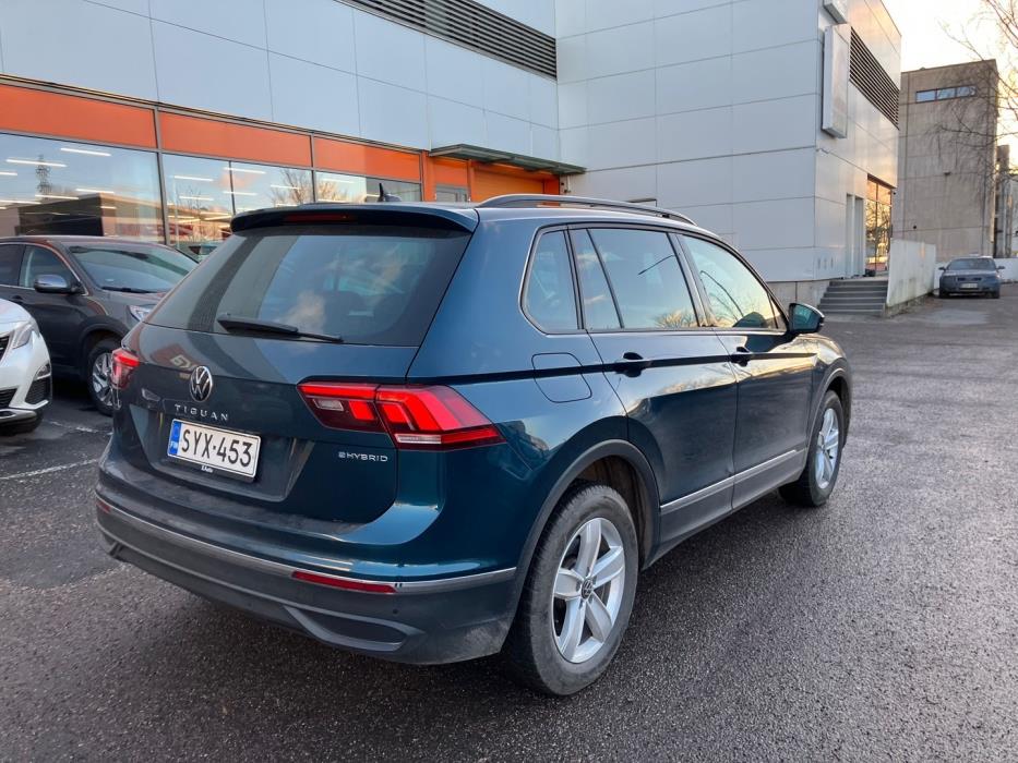 VOLKSWAGEN Tiguan 2021