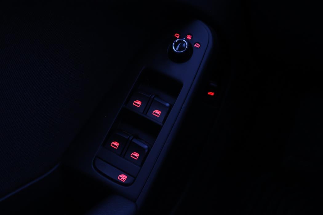 AUDI A4 2012