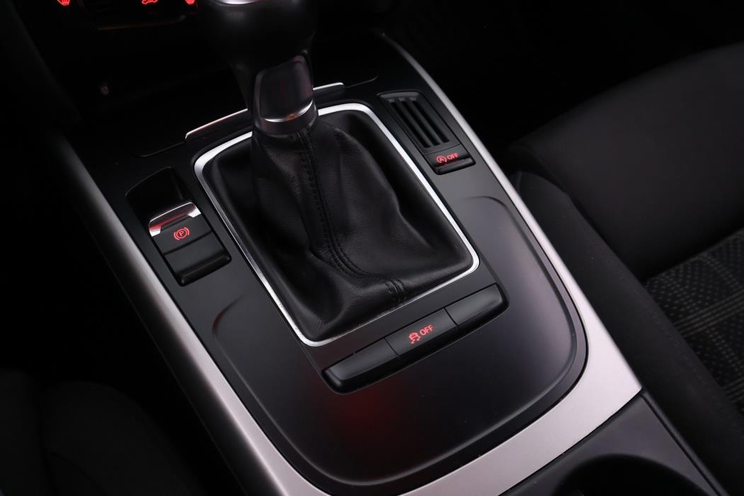 AUDI A4 2012