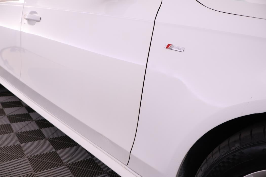 AUDI A4 2012