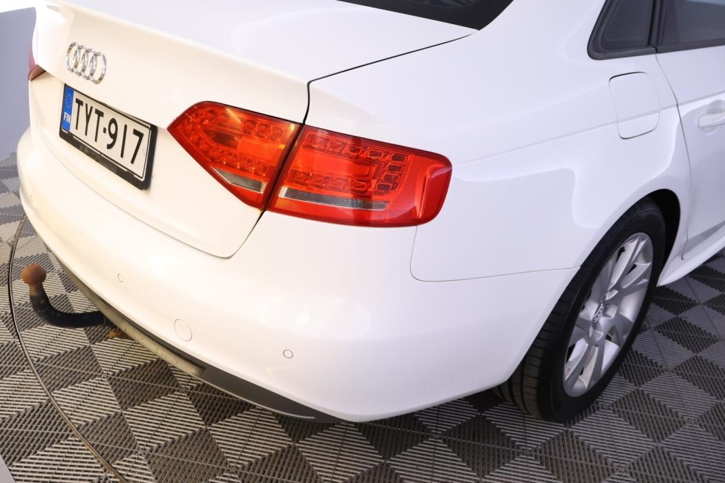 AUDI A4 2012