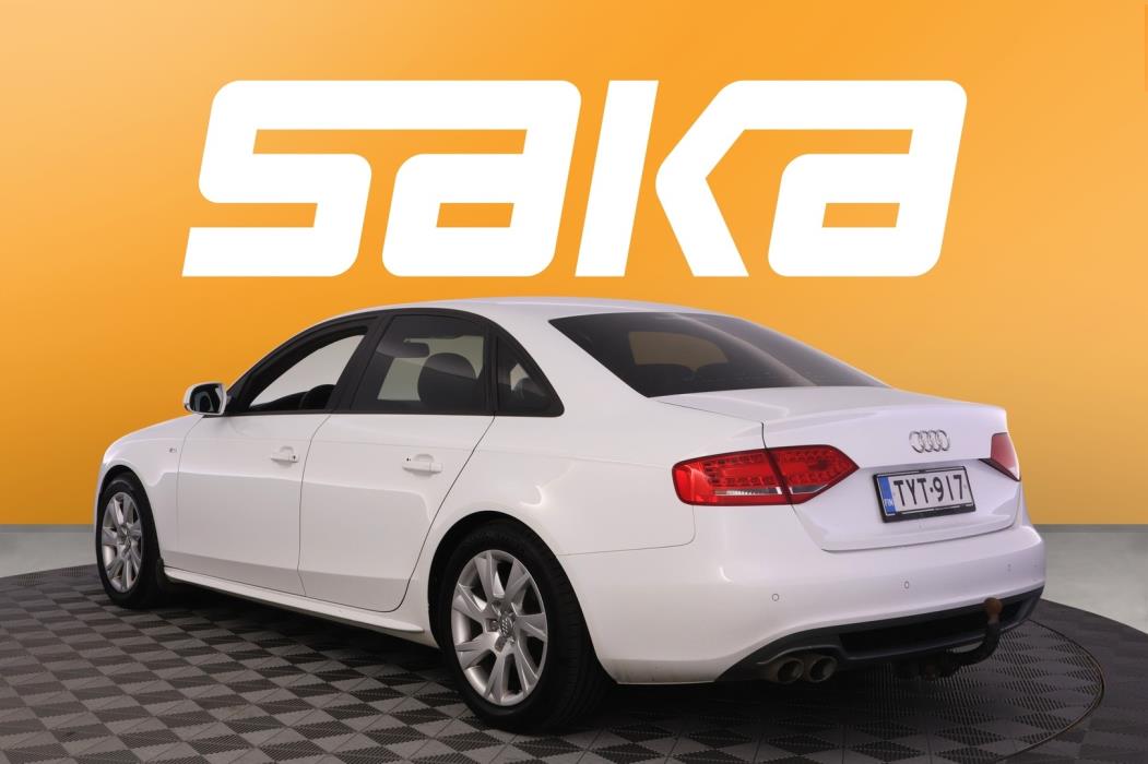 AUDI A4 2012