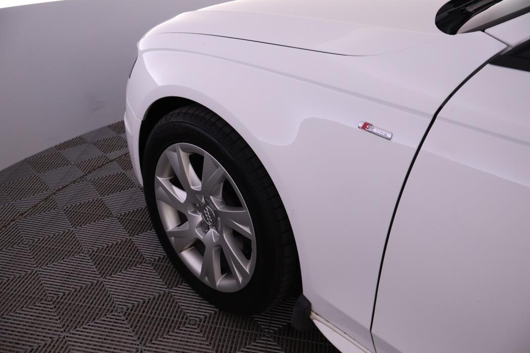 AUDI A4 2012