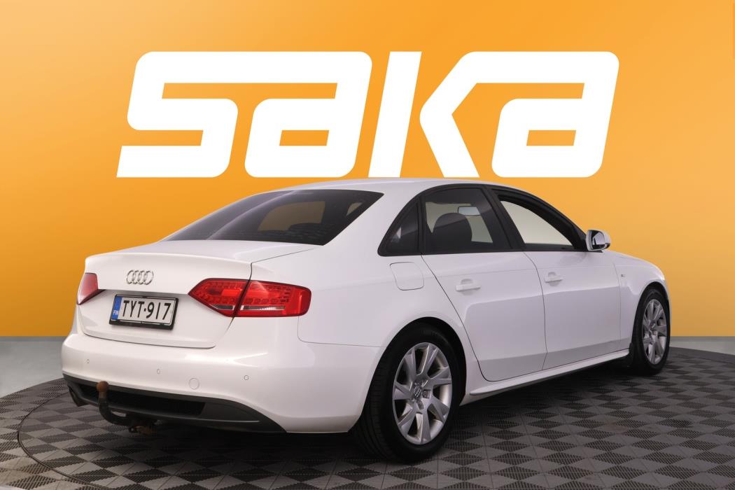 AUDI A4 2012