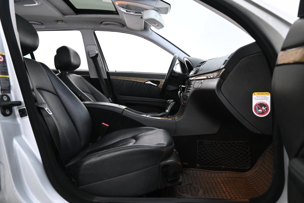 MERCEDES-BENZ E 2007