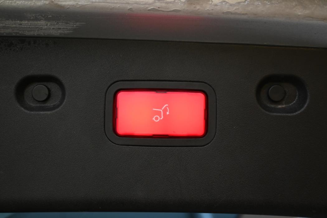 MERCEDES-BENZ E 2007