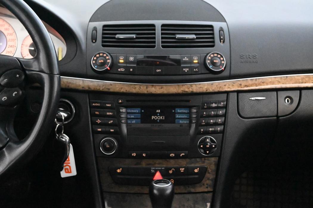 MERCEDES-BENZ E 2007