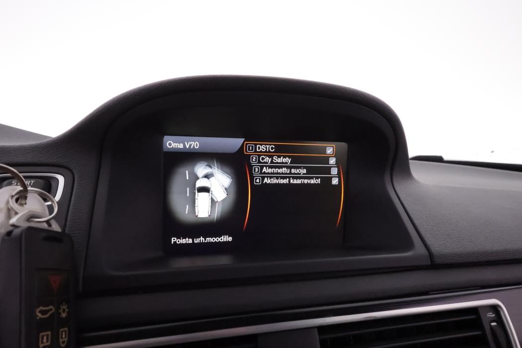 VOLVO V70 2014