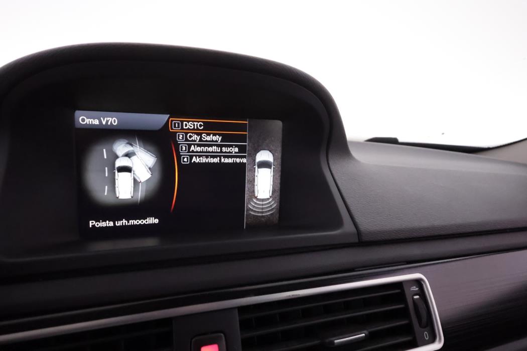 VOLVO V70 2014