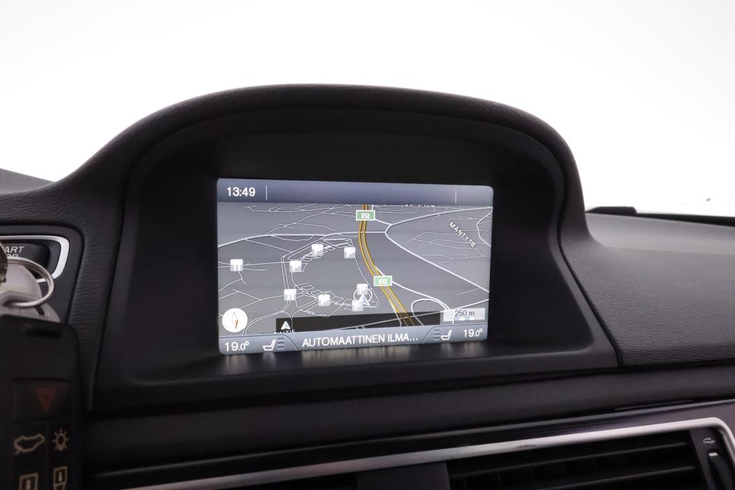 VOLVO V70 2014