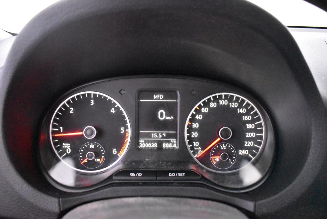 VOLKSWAGEN Amarok 2014