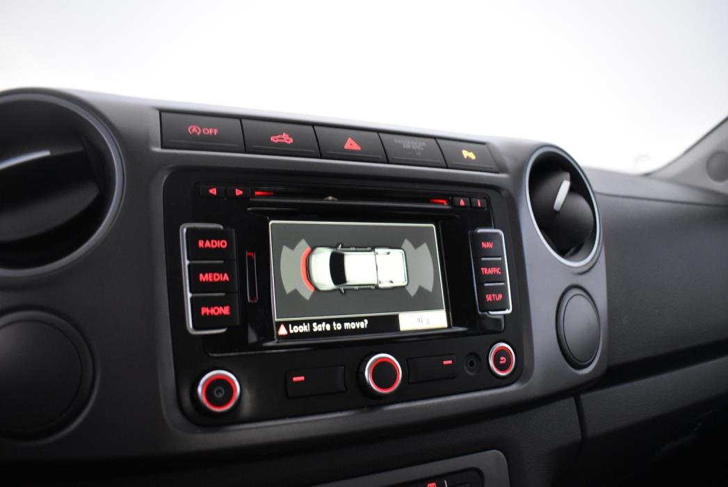 VOLKSWAGEN Amarok 2014