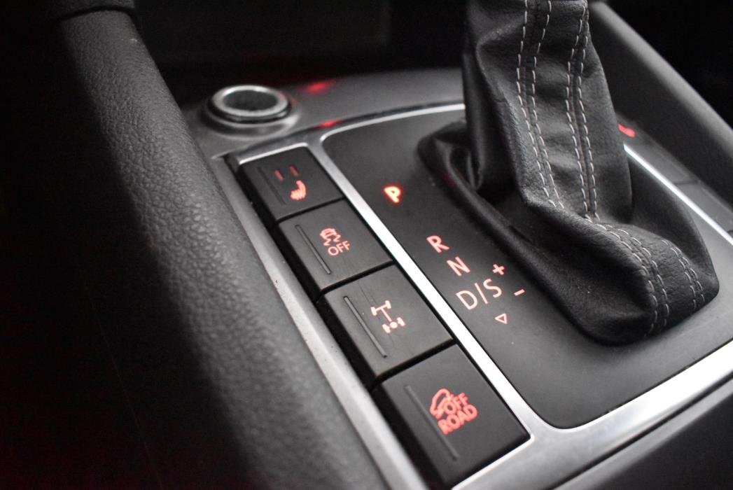 VOLKSWAGEN Amarok 2014