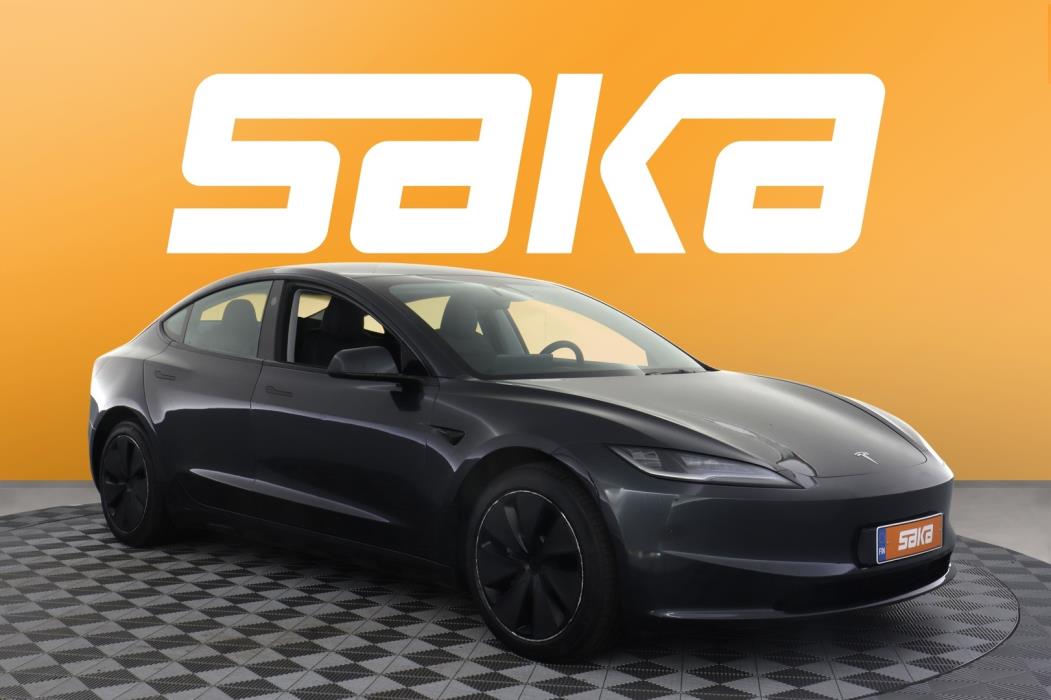 TESLA Model 3 2024