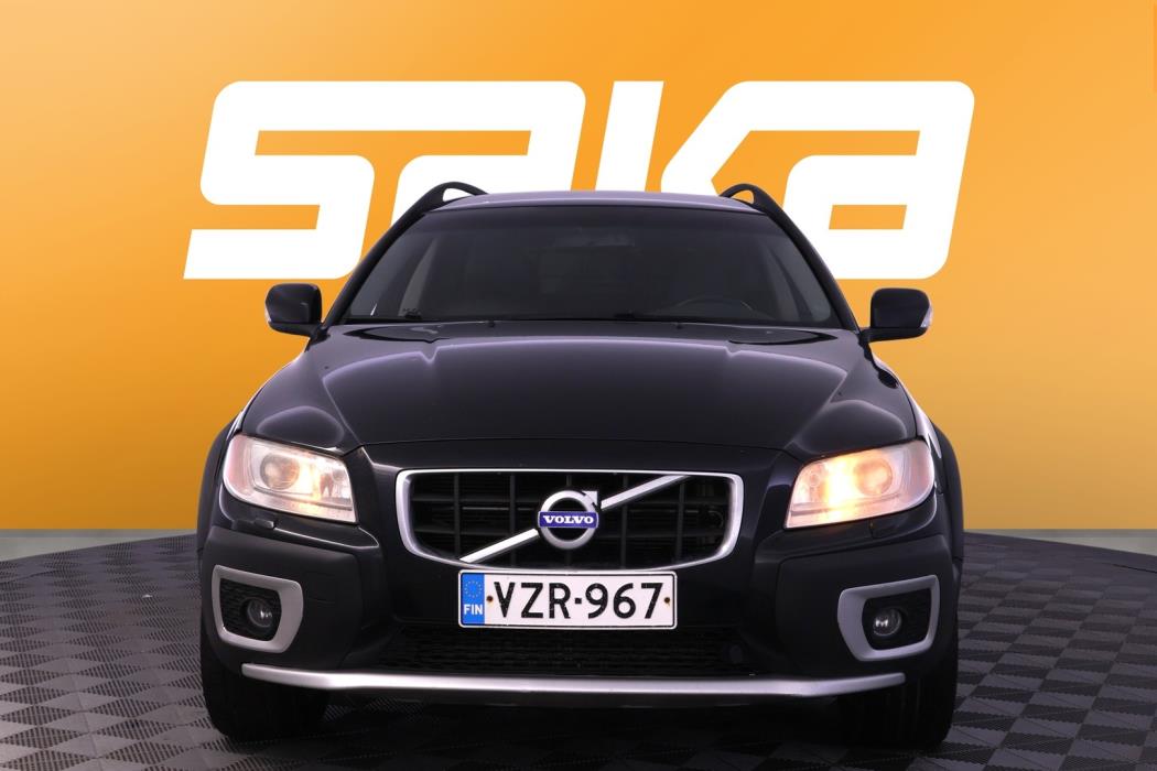 VOLVO XC70 2010