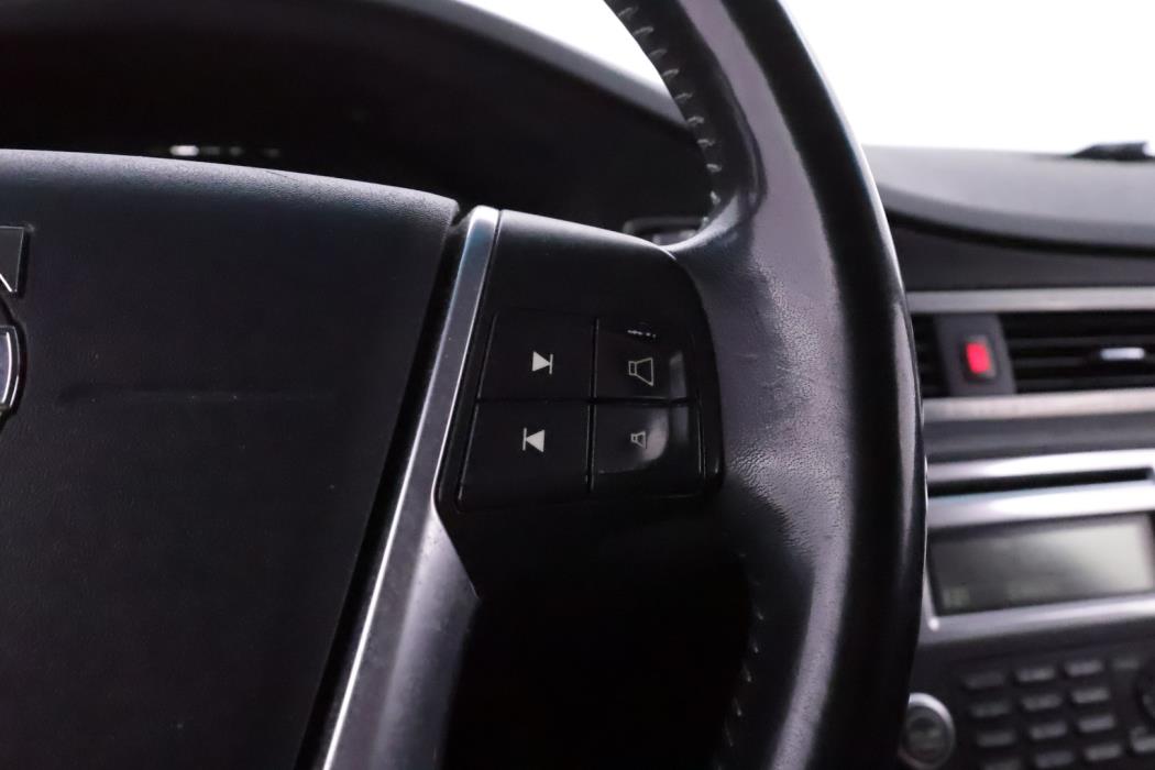 VOLVO XC70 2010
