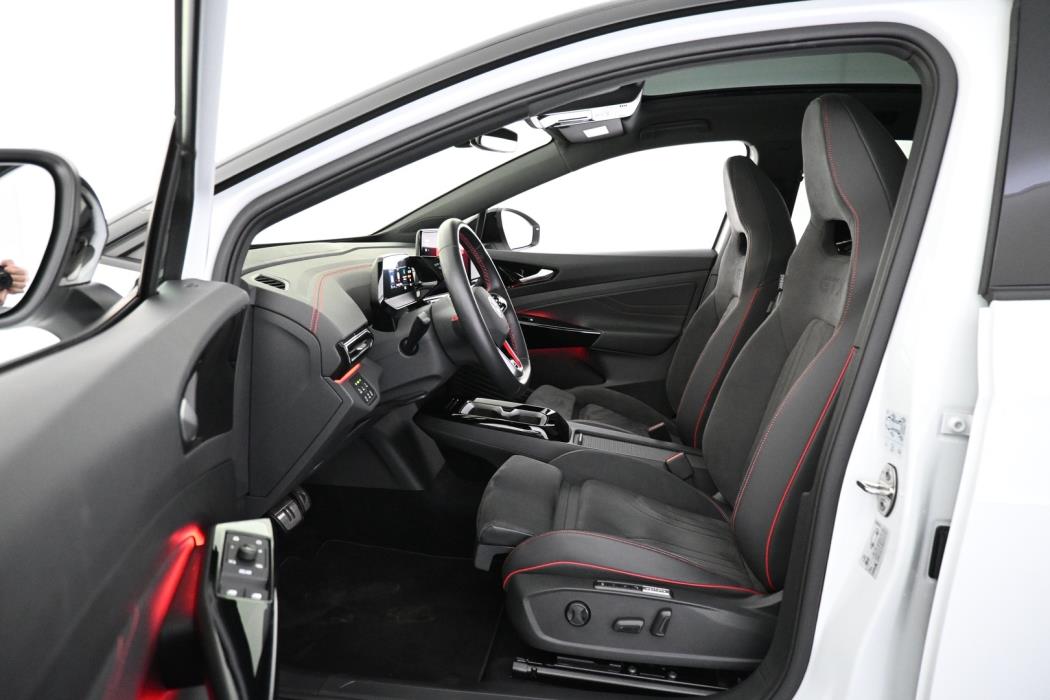 VOLKSWAGEN ID.4 2024