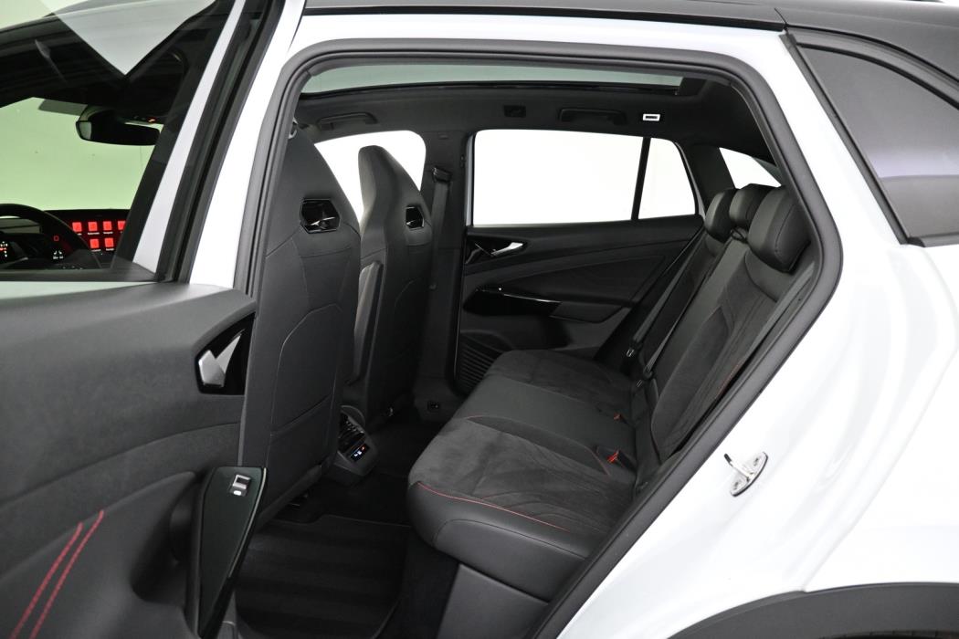 VOLKSWAGEN ID.4 2024