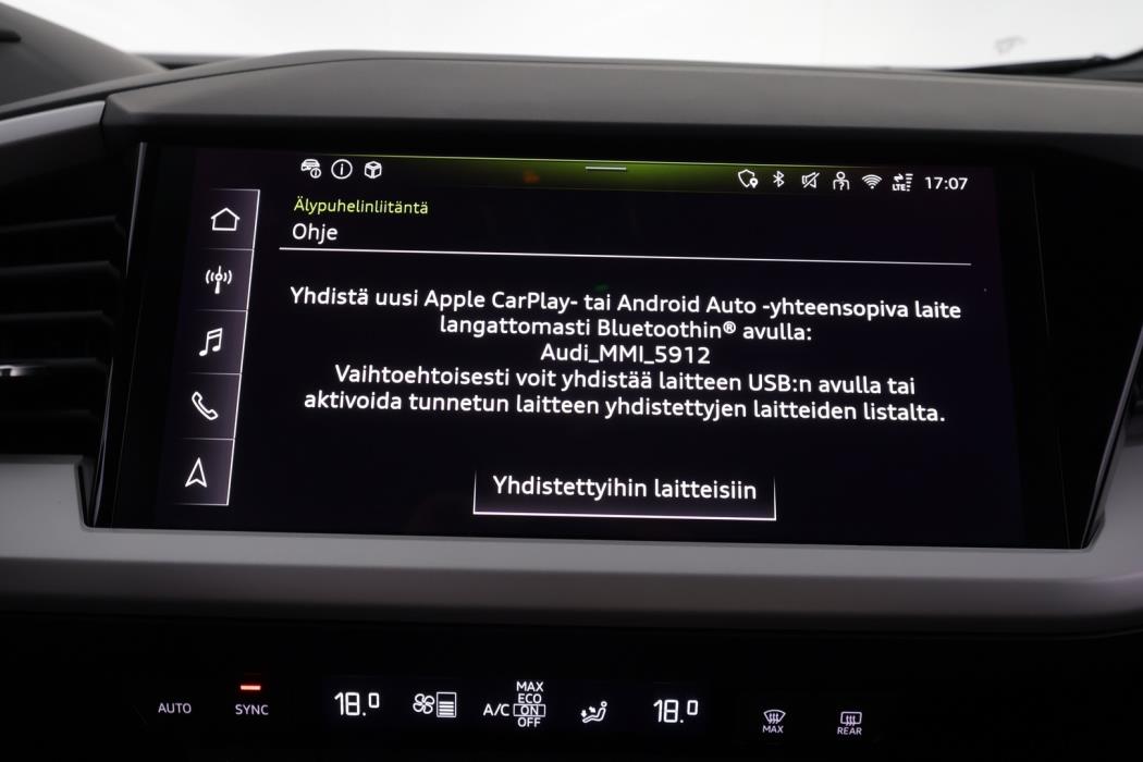 AUDI Q4 e-tron 2025
