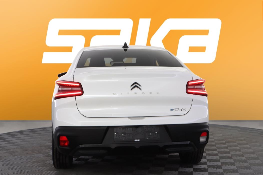 CITROEN e-C4 X 2023