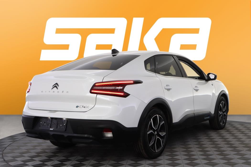 CITROEN e-C4 X 2023
