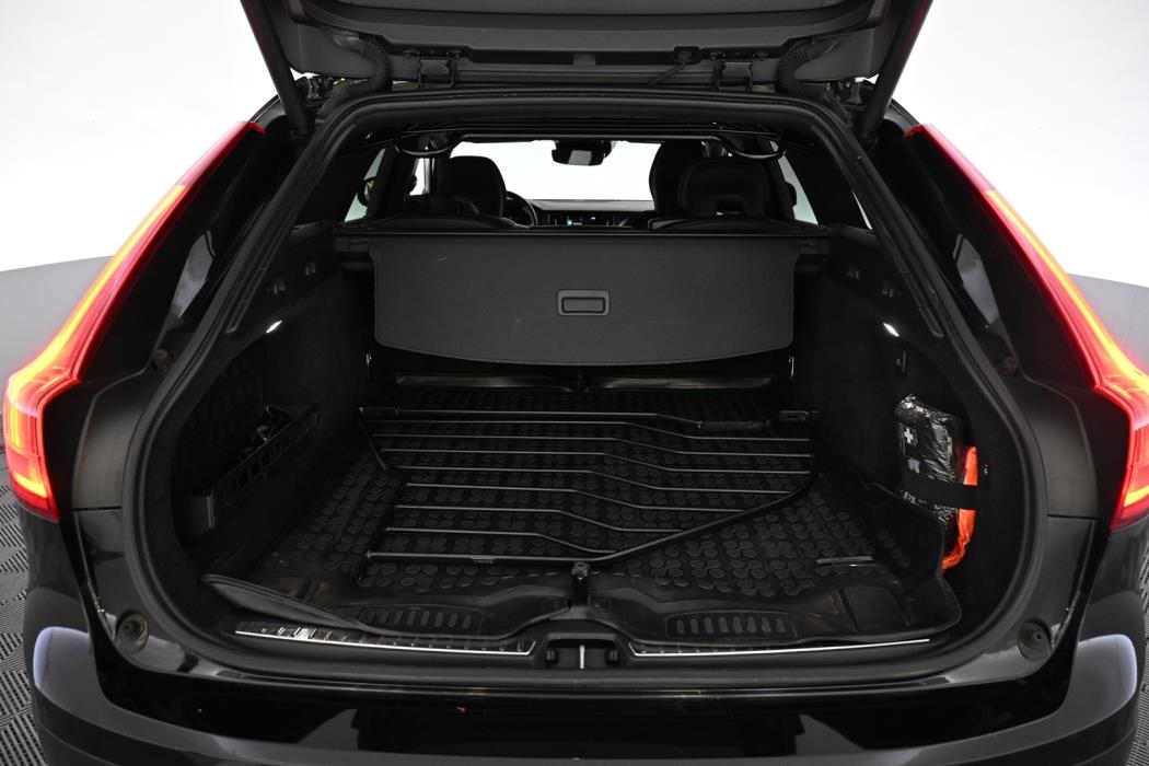 VOLVO V90 Cross Country 2020