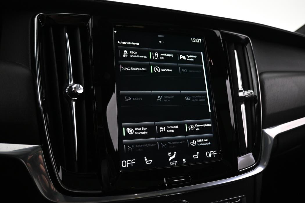 VOLVO V90 Cross Country 2020