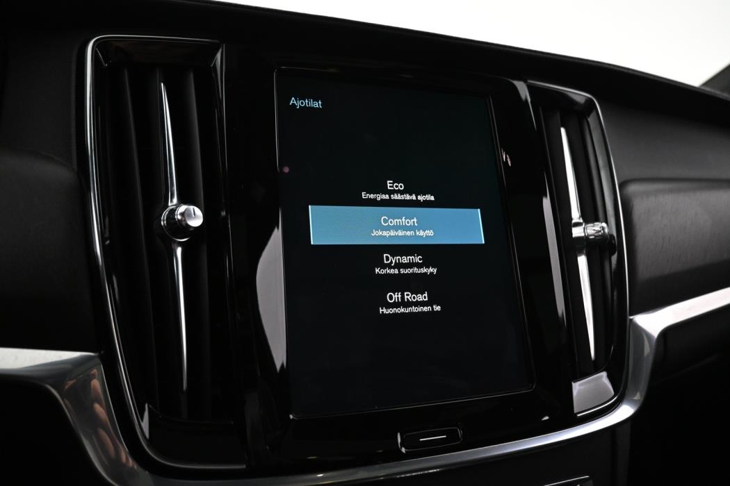VOLVO V90 Cross Country 2020