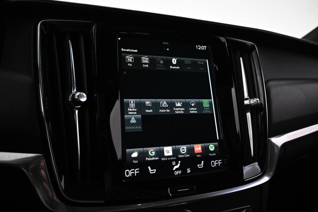 VOLVO V90 Cross Country 2020