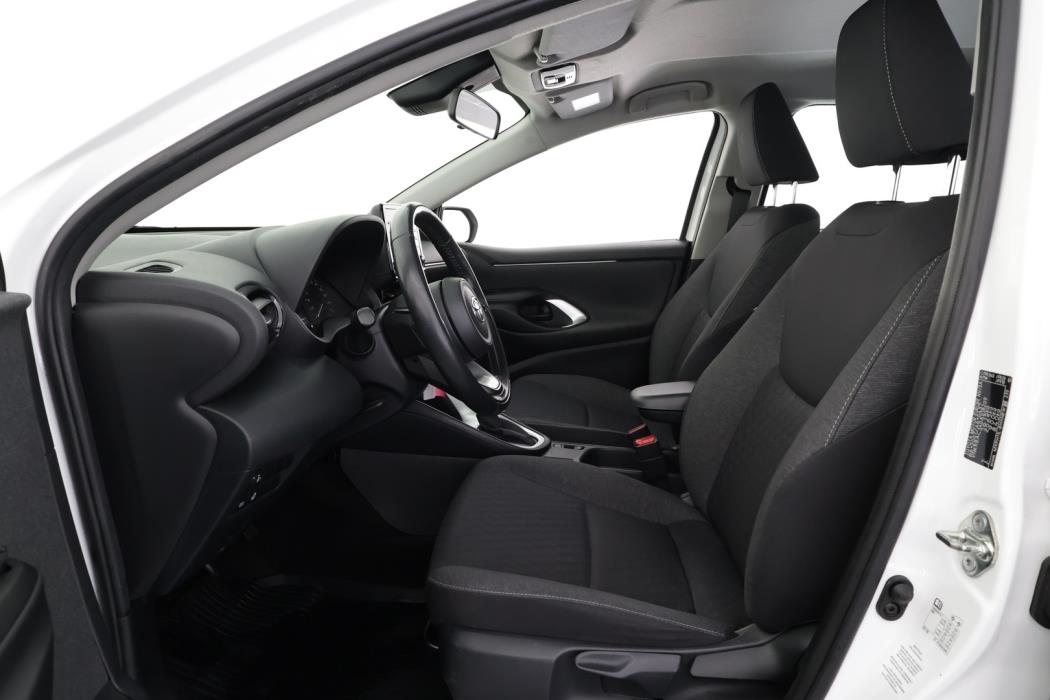 TOYOTA Yaris 2021