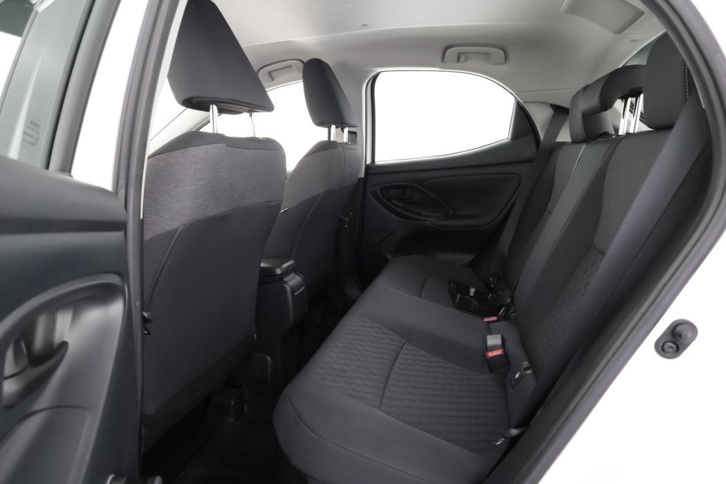 TOYOTA Yaris 2021