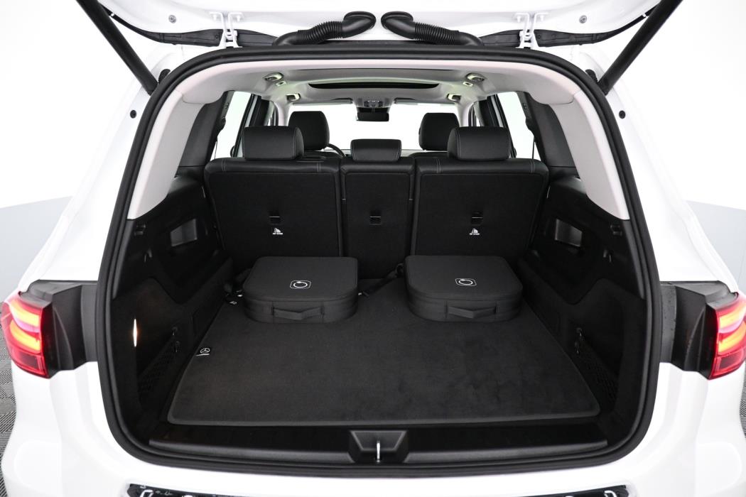 MERCEDES-BENZ EQB 2025